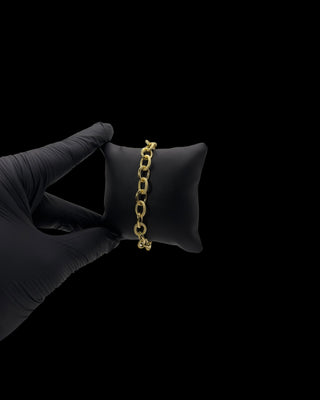 Bracelet maille forçat sablé & lisse en or jaune 18K : 

~ Longueur : 19 CM

~ Largeur : 8.5 MM

~ Poids : 4.8 GR 
